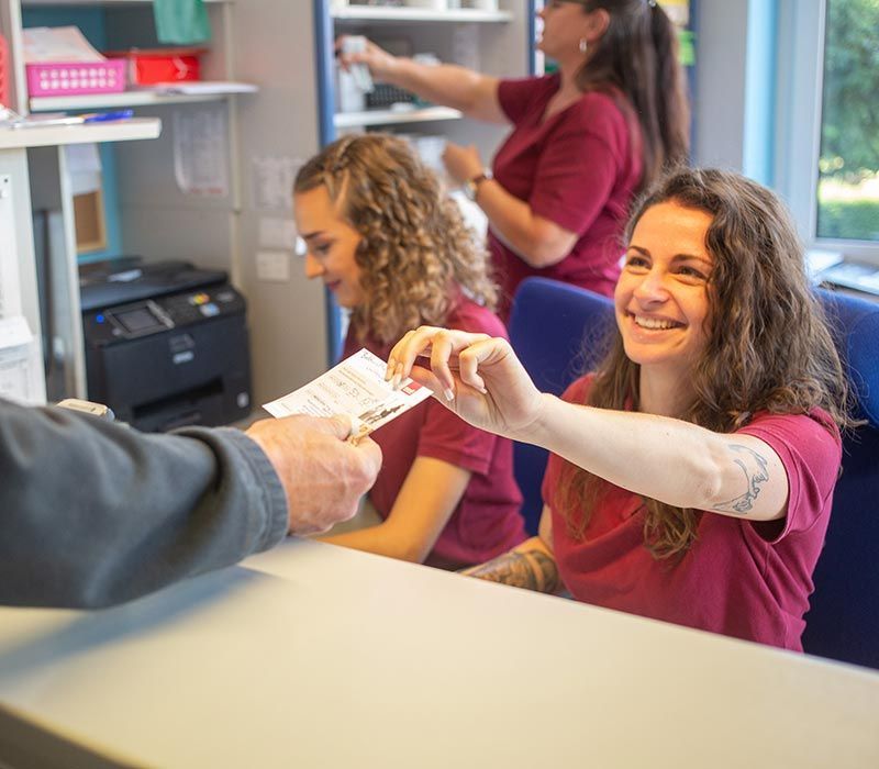 Praxis und Institut für Physikalische und Rehablilitative Medizin Schweinfurt, Anmeldung