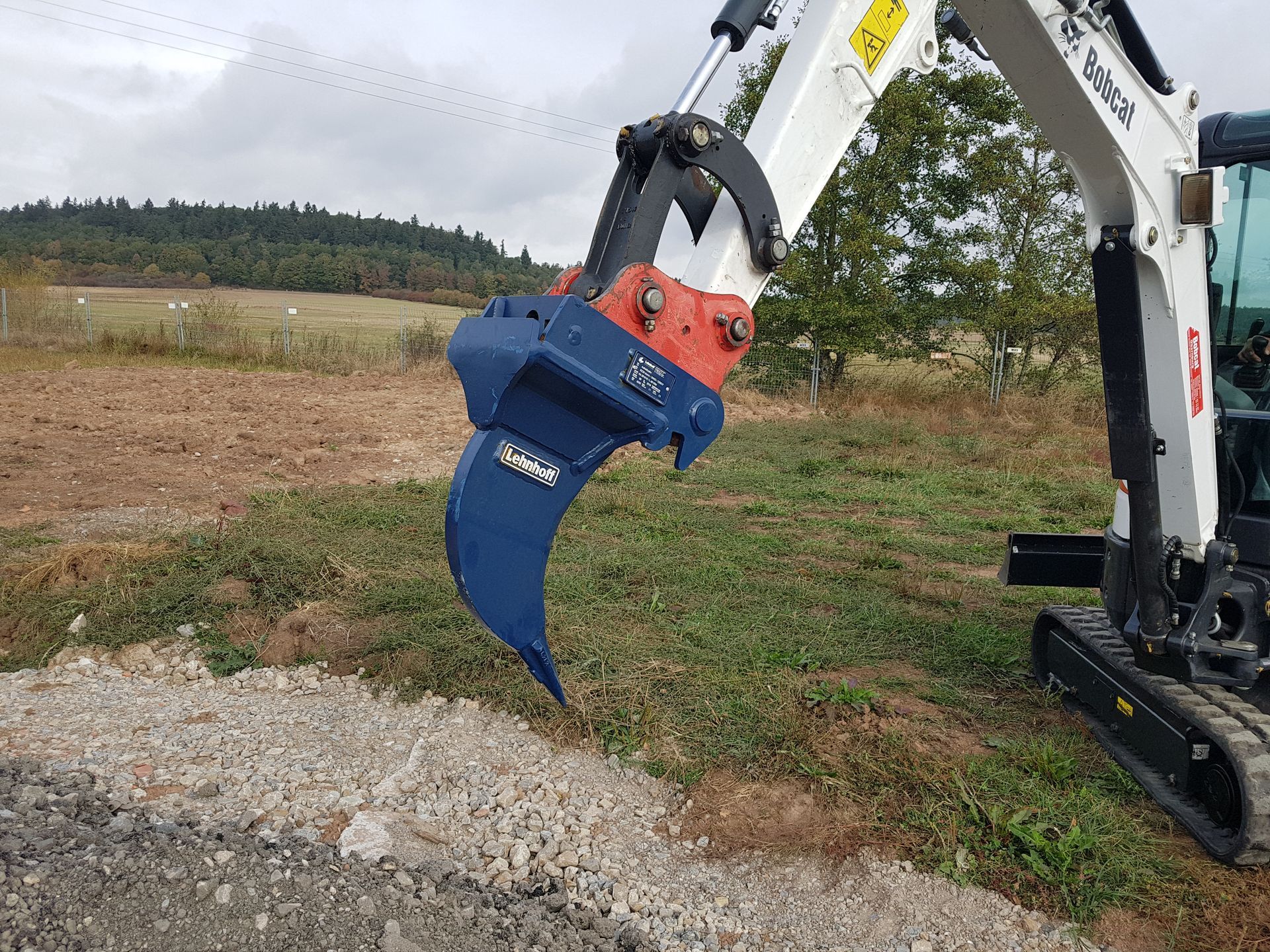 Weingärtner Baumaschinen – Bagger mit Reißzahn