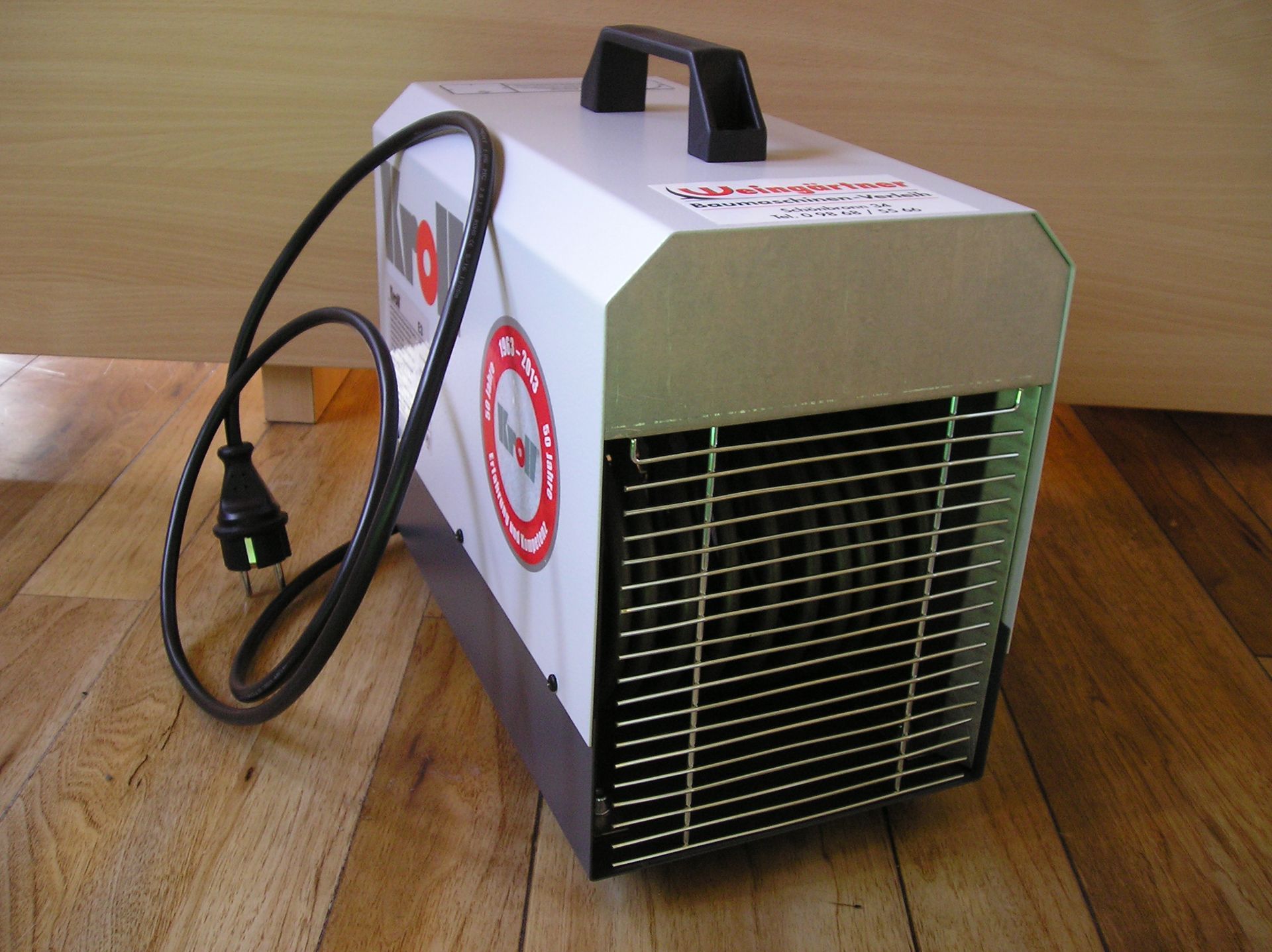 Weingärtner Baumaschinen – Kroll Gasheizer E3 auf Holzboden