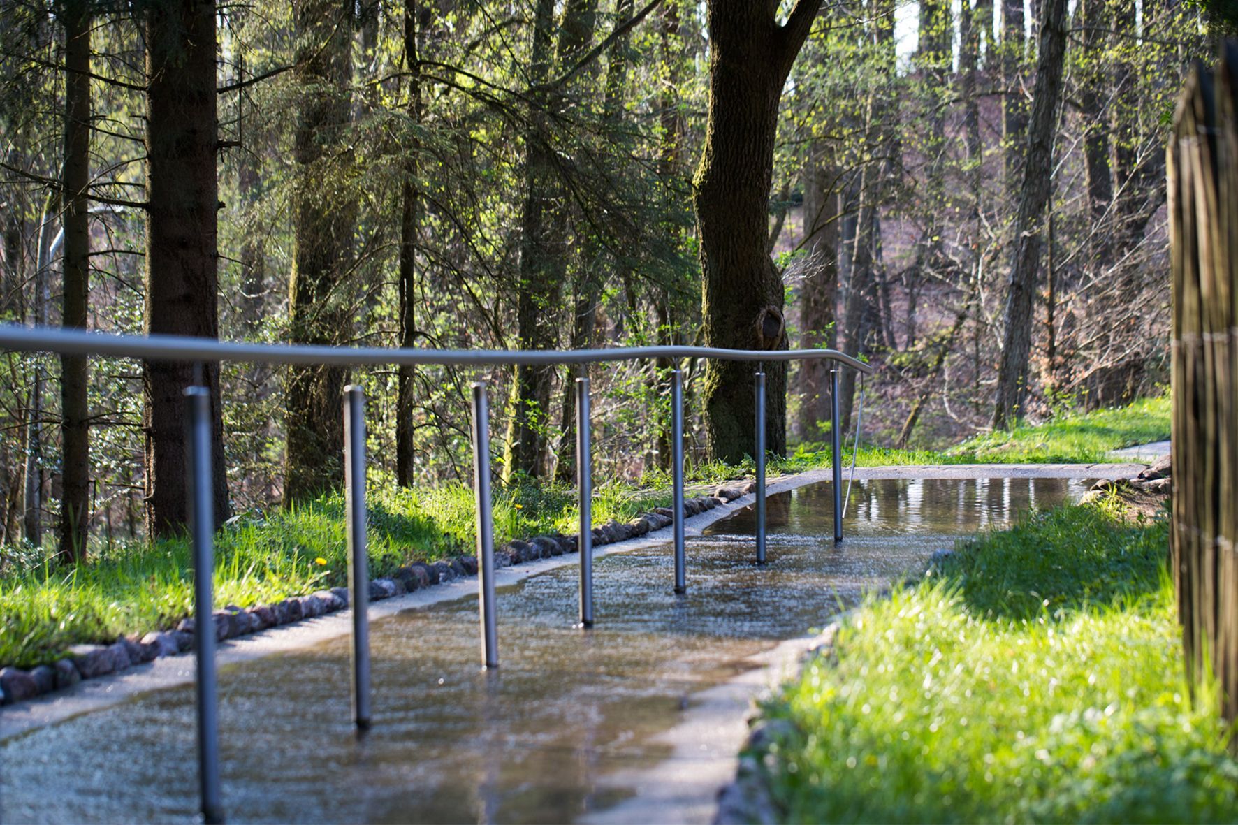 Wasserweg im Barfußpark Egestorf