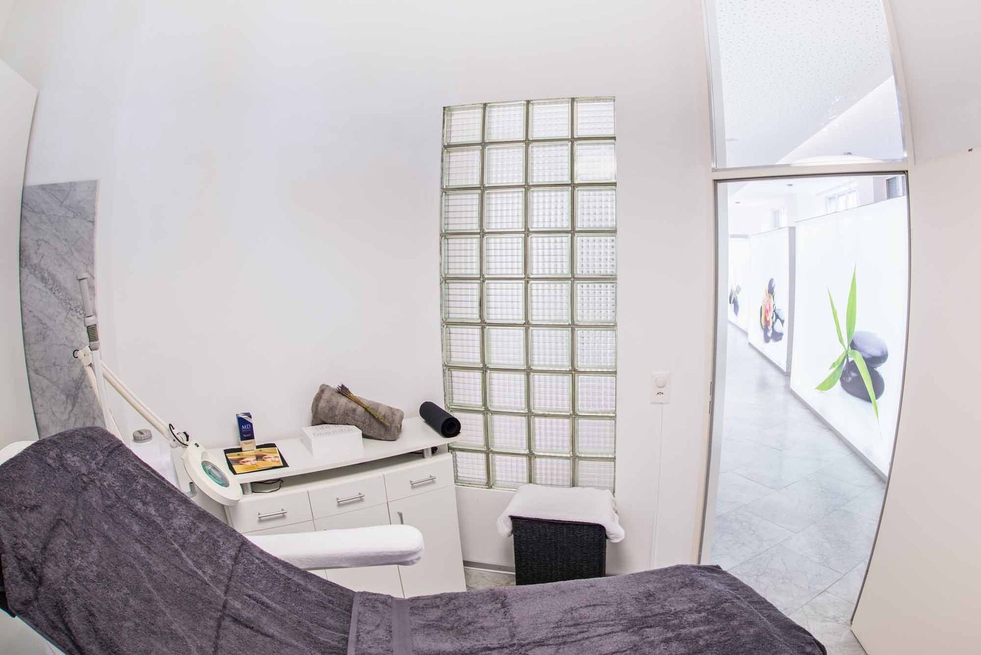 Cosmetics Sara Vannozzi| Zürich