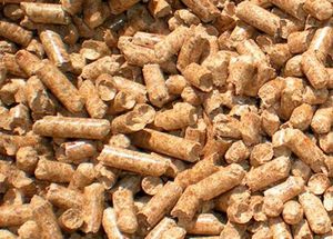 Una pila de pellets de madera colocados uno encima del otro