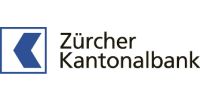 Logo der Zürcher Kantonalbank: Blauer Pfeil in einem blauen Quadrat neben schwarzem Text.