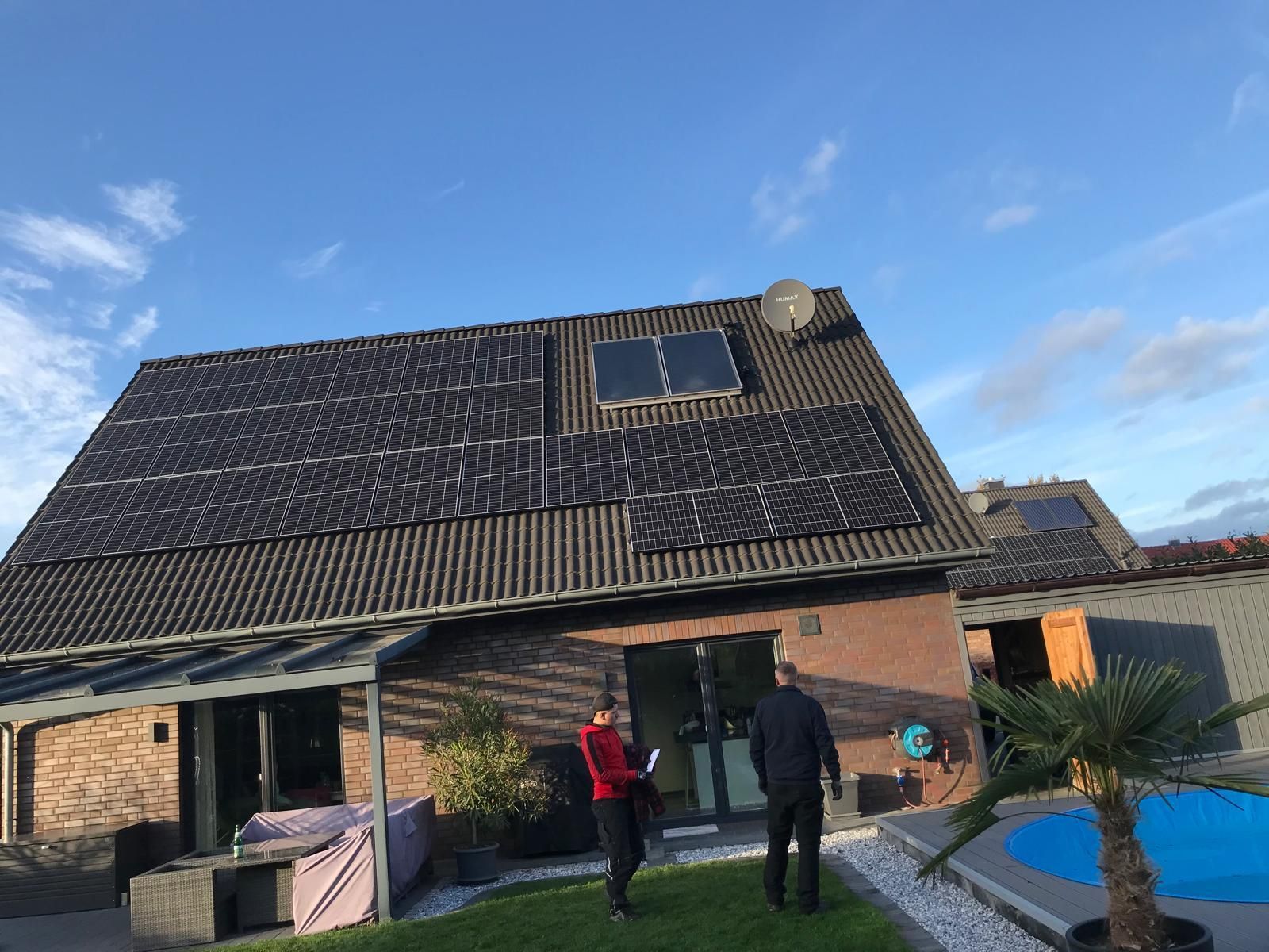 Dachfläche mit Solarpaneele