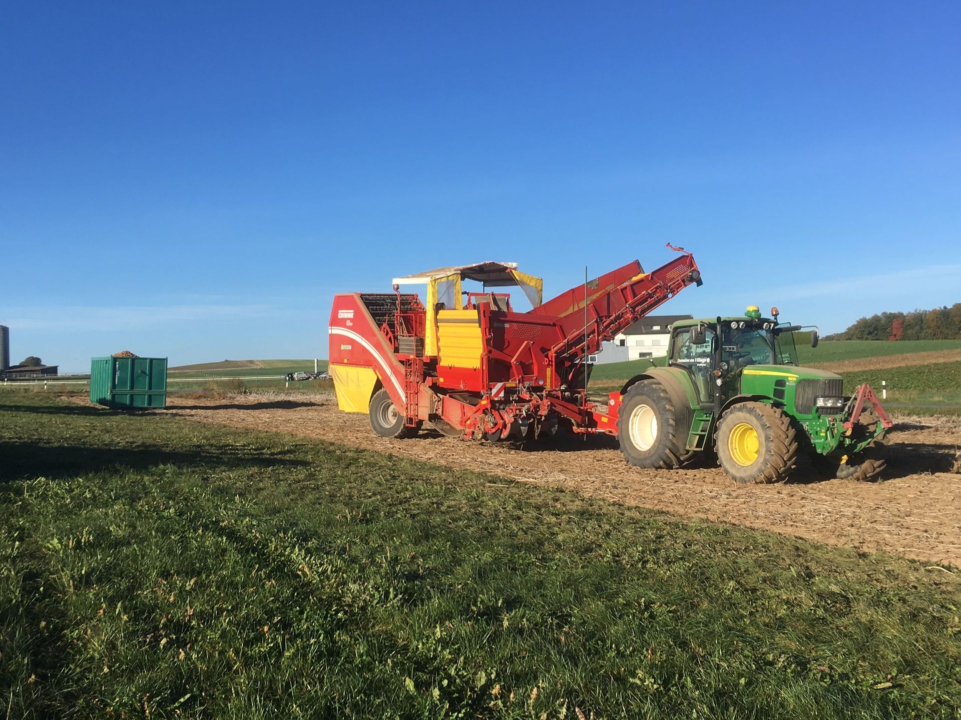 Domaine au Village Service SA