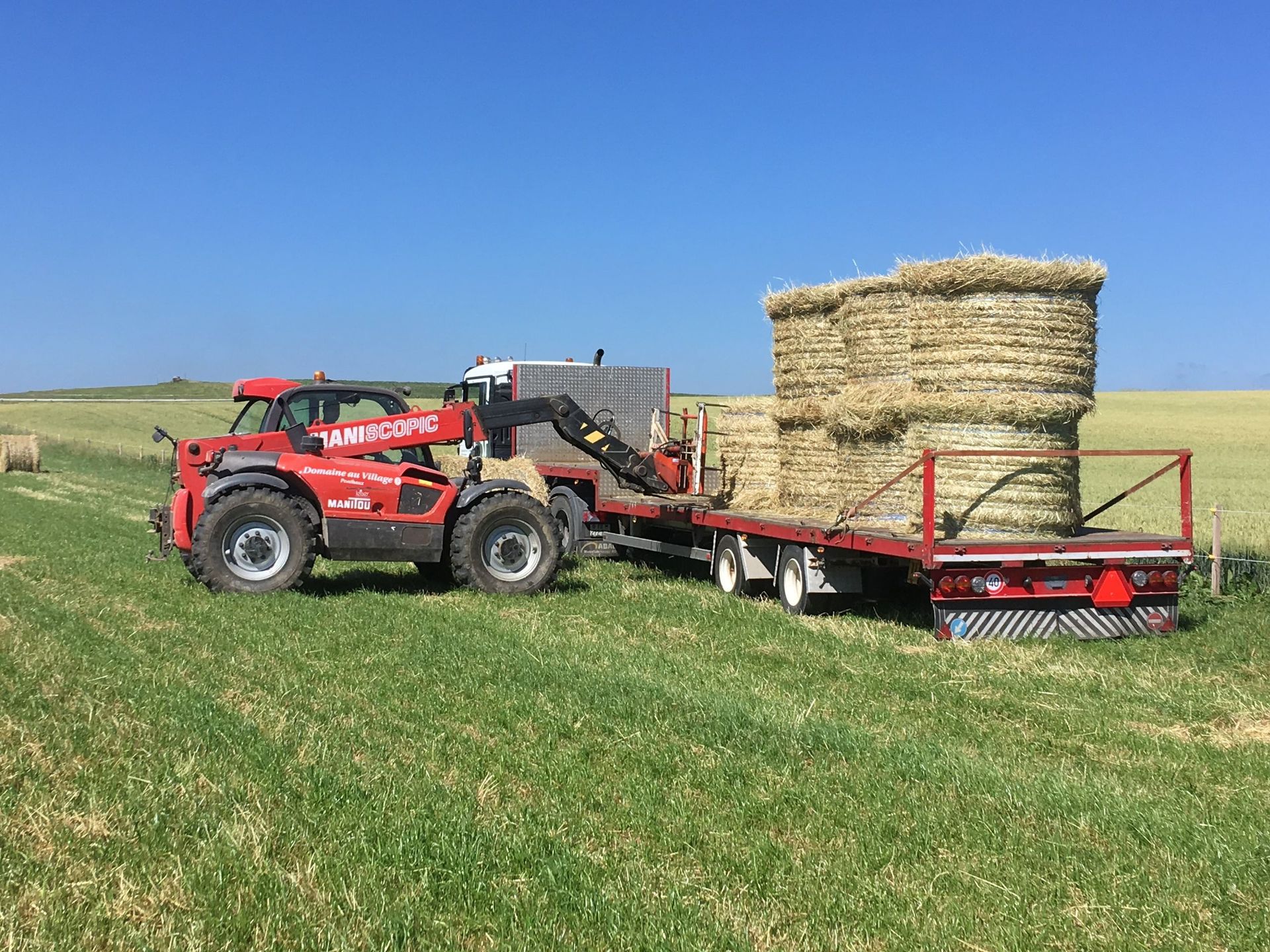 Domaine au Village Service SA