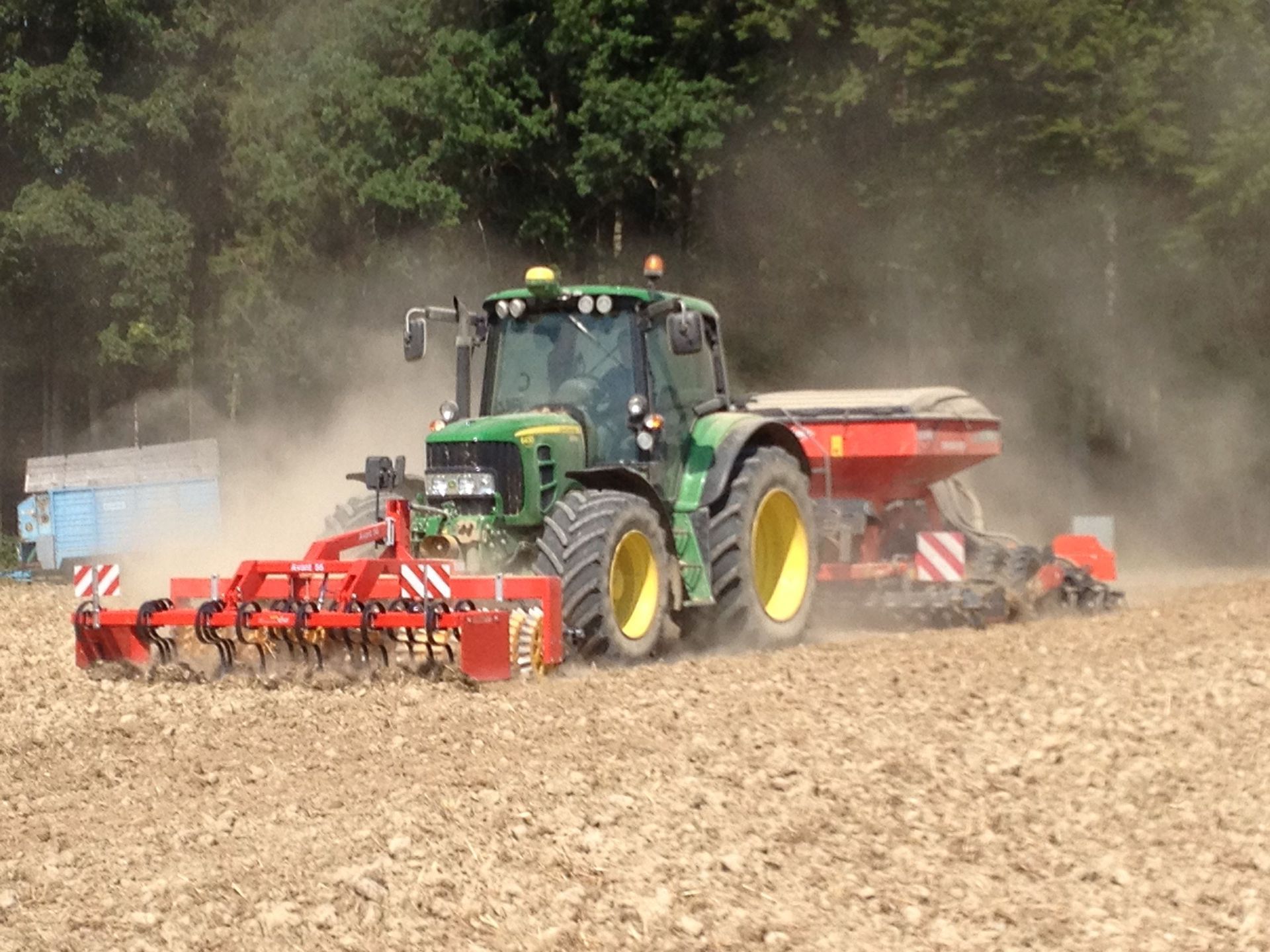 Domaine au Village Service SA