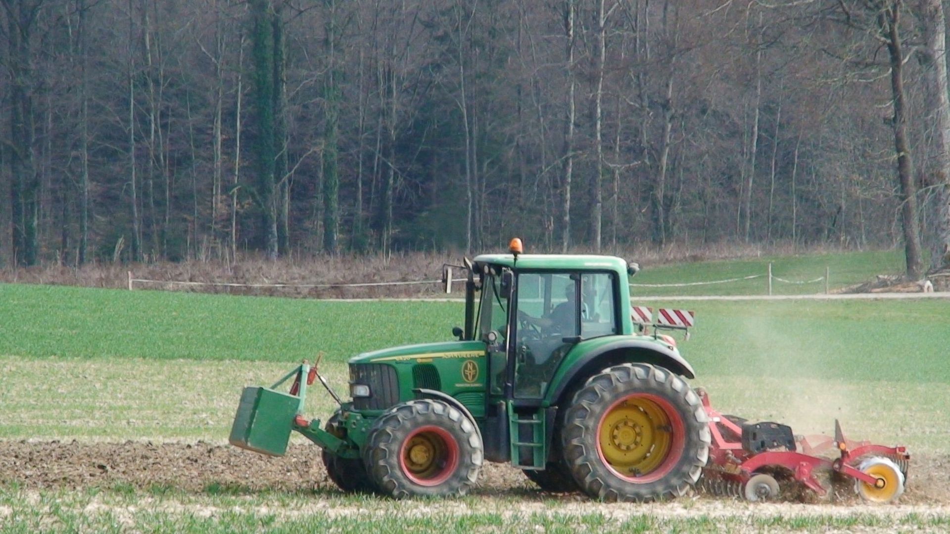 Domaine au Village Service SA