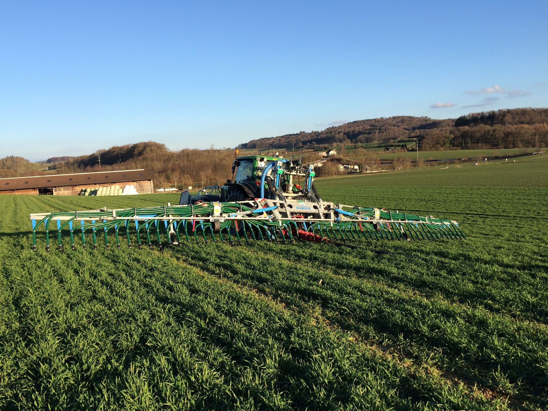 Domaine au Village Service SA