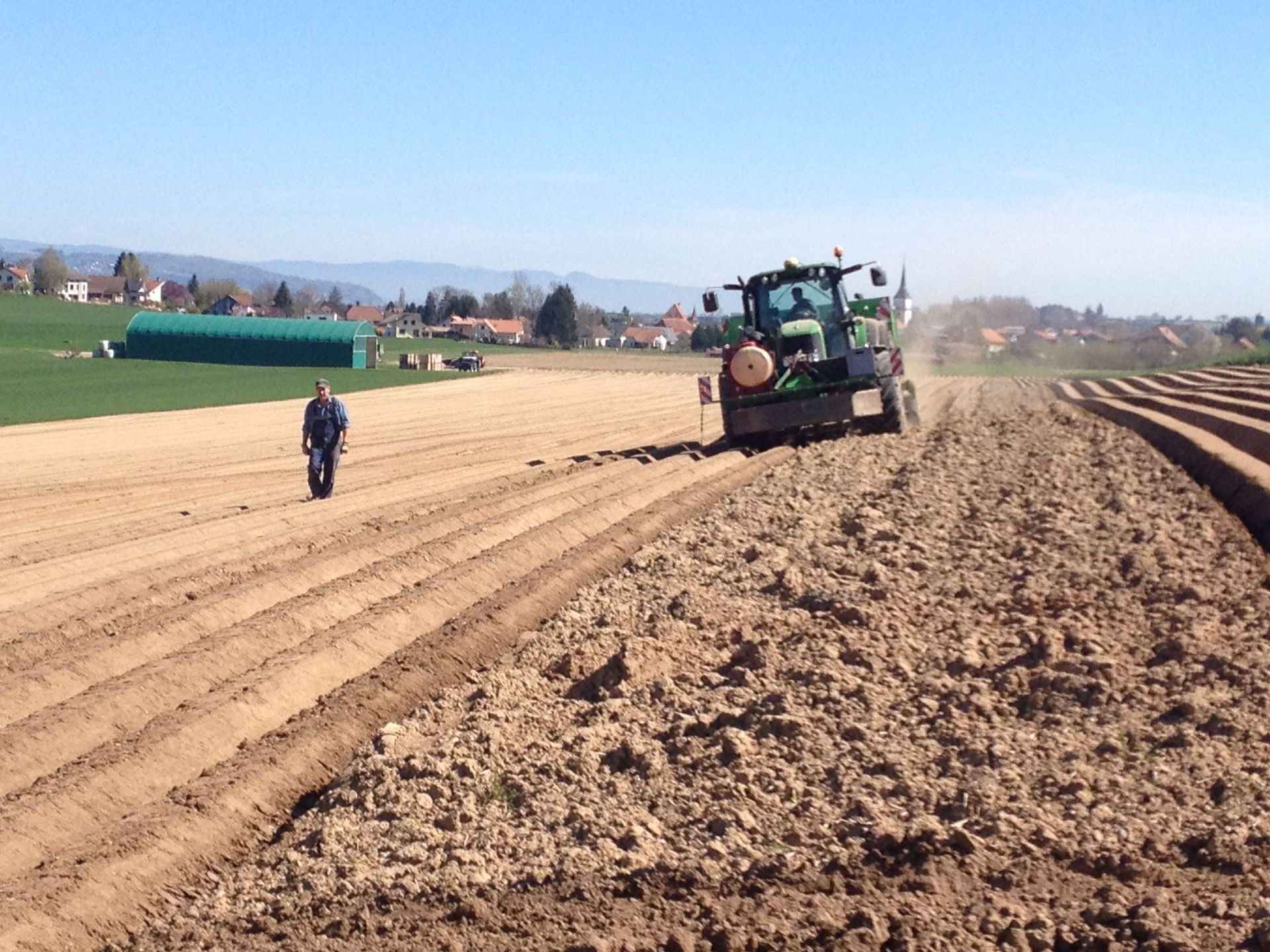 Domaine au Village Service SA