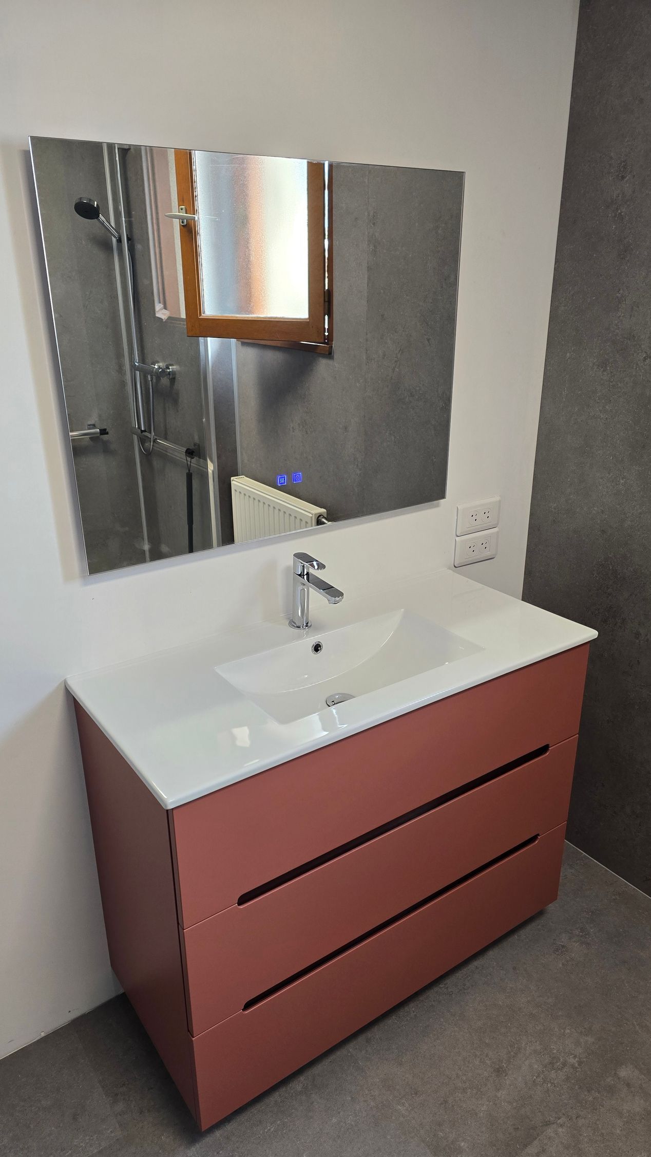 Un meuble vasque terra cotta