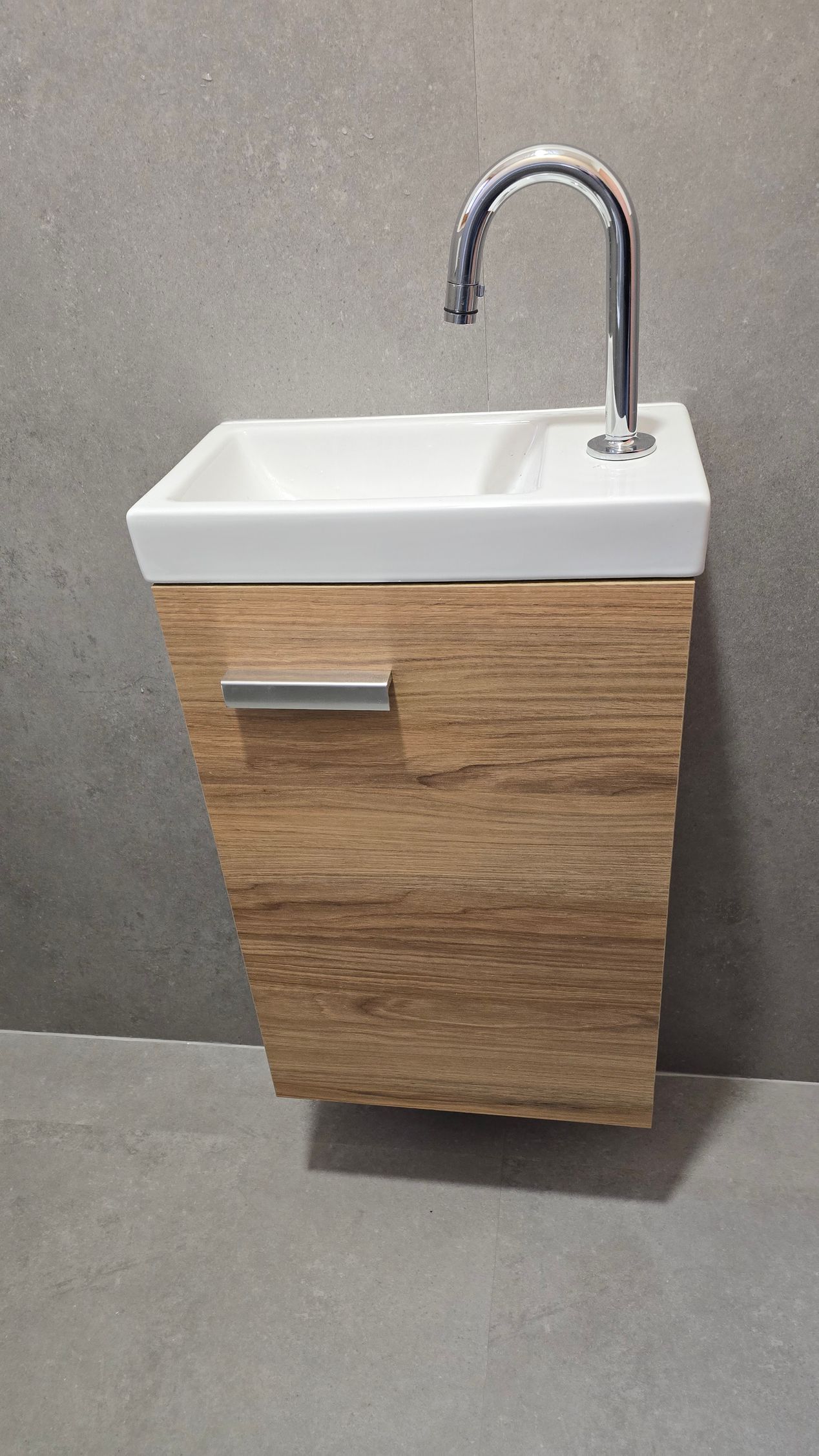 Un petit meuble vasque