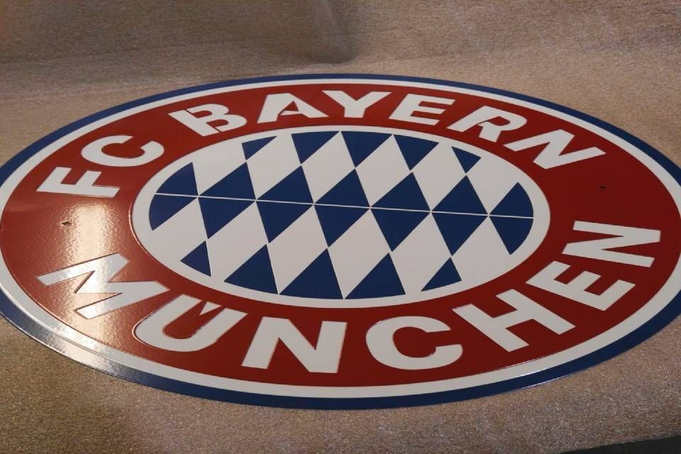 Logo vom FC Bayern München, Arbeit der Herbert Stoffl GmbH