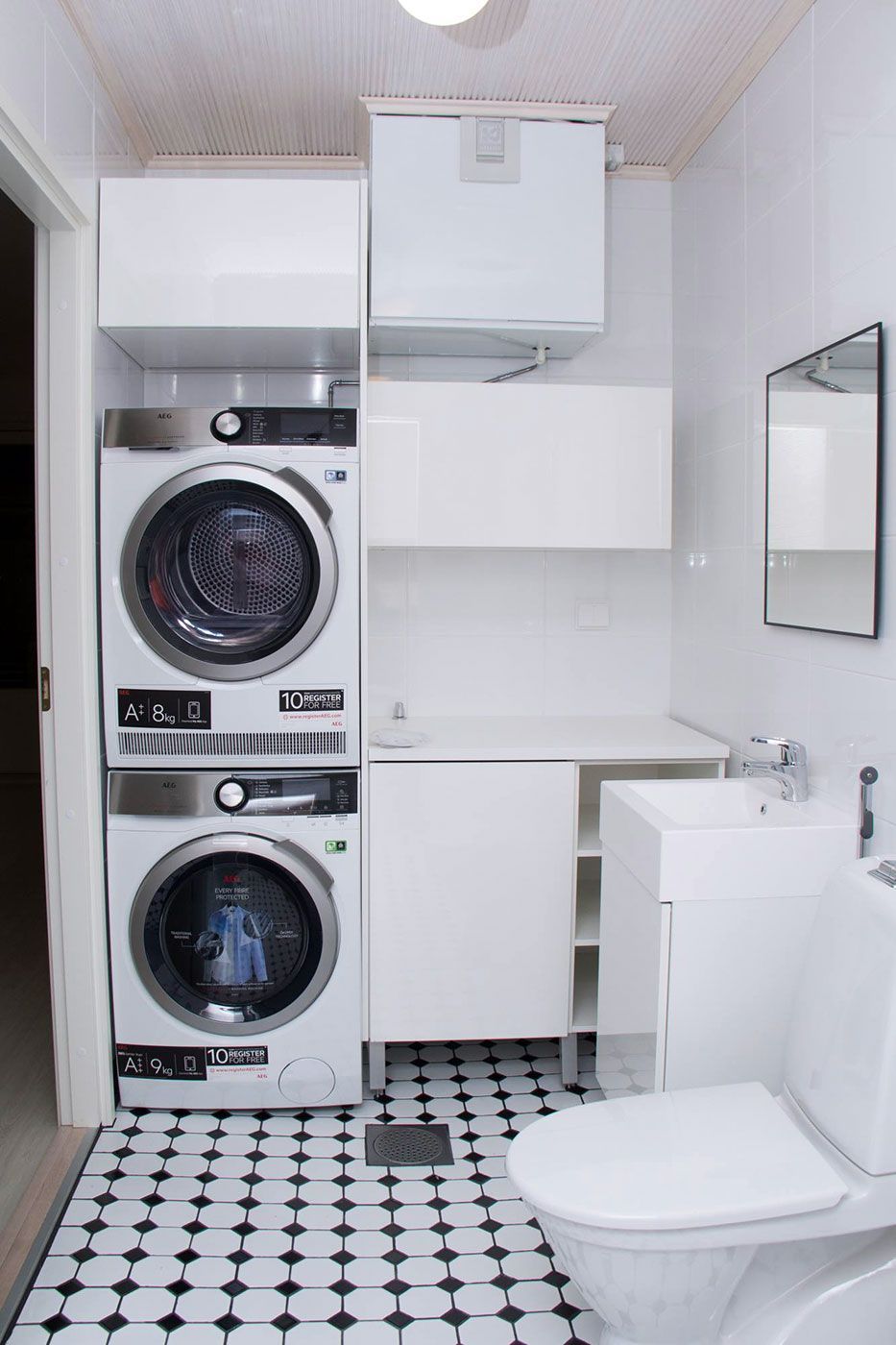 Vaalea kodinhoitohuone