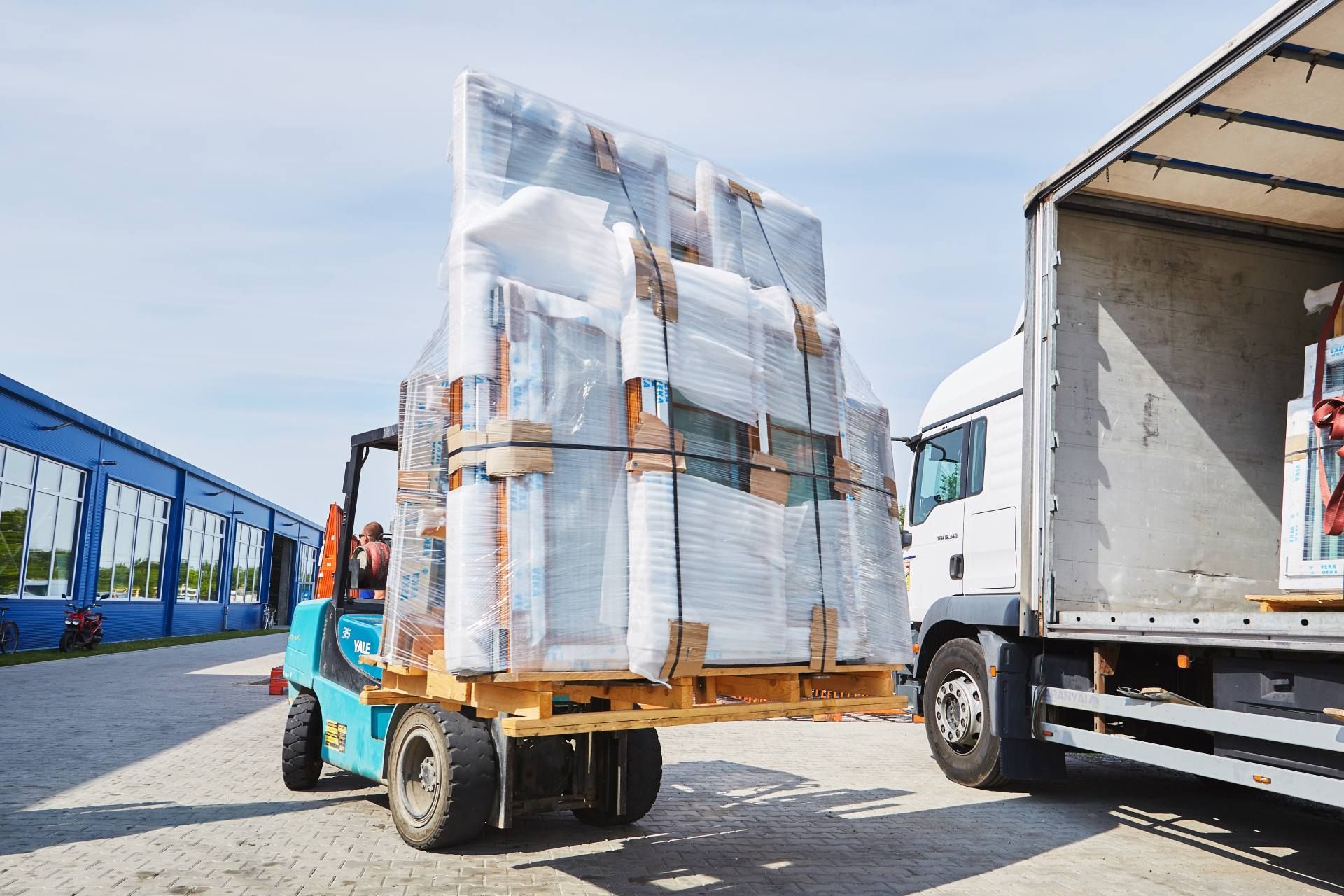 Prime Deluxe Invest GmbH