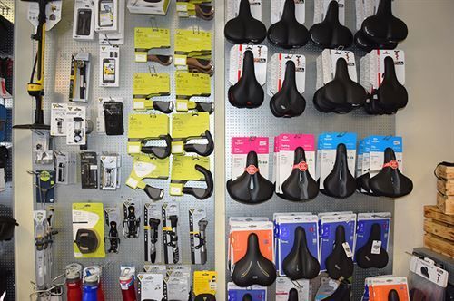 mountainbike kurze hose O'NEAL | Mountainbike-Hose | MTB DH Downhill FR Freeride | Strapazierfähiges Mesh-Material, Stretcheinsätze | Element FR Womens´s MTB Shorts Hybrid V.23 | Frauen | Schwarz Grau | Größe S Volumen - Außenmaße LxBxH mm:161 L - 785 x 575 x 370 Adidas Boxhandschuhe Speed 50, iamkcee