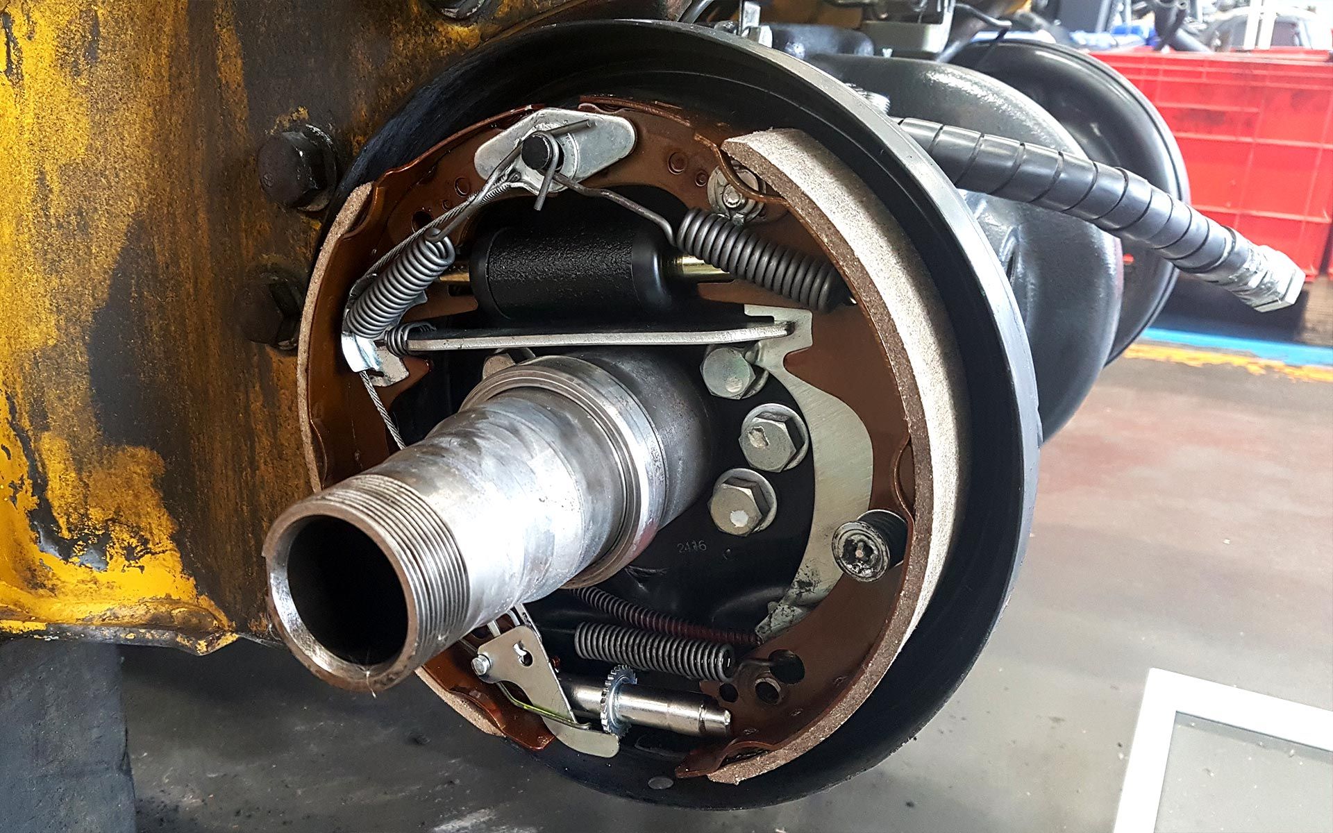 Bremsen von Gabelstapler 