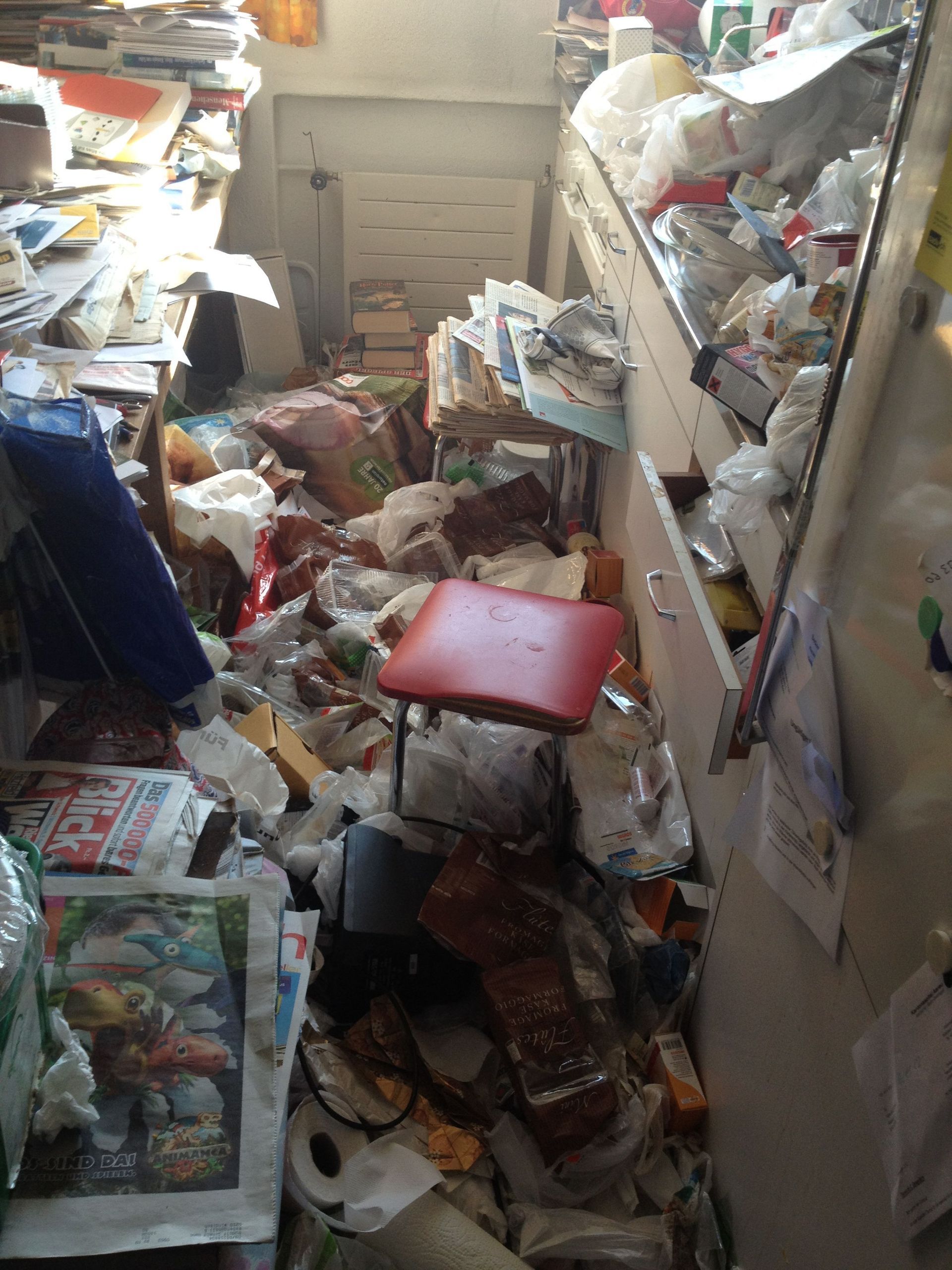 Messie-Wohnung Vorher - Tatort Reinigung Brighina