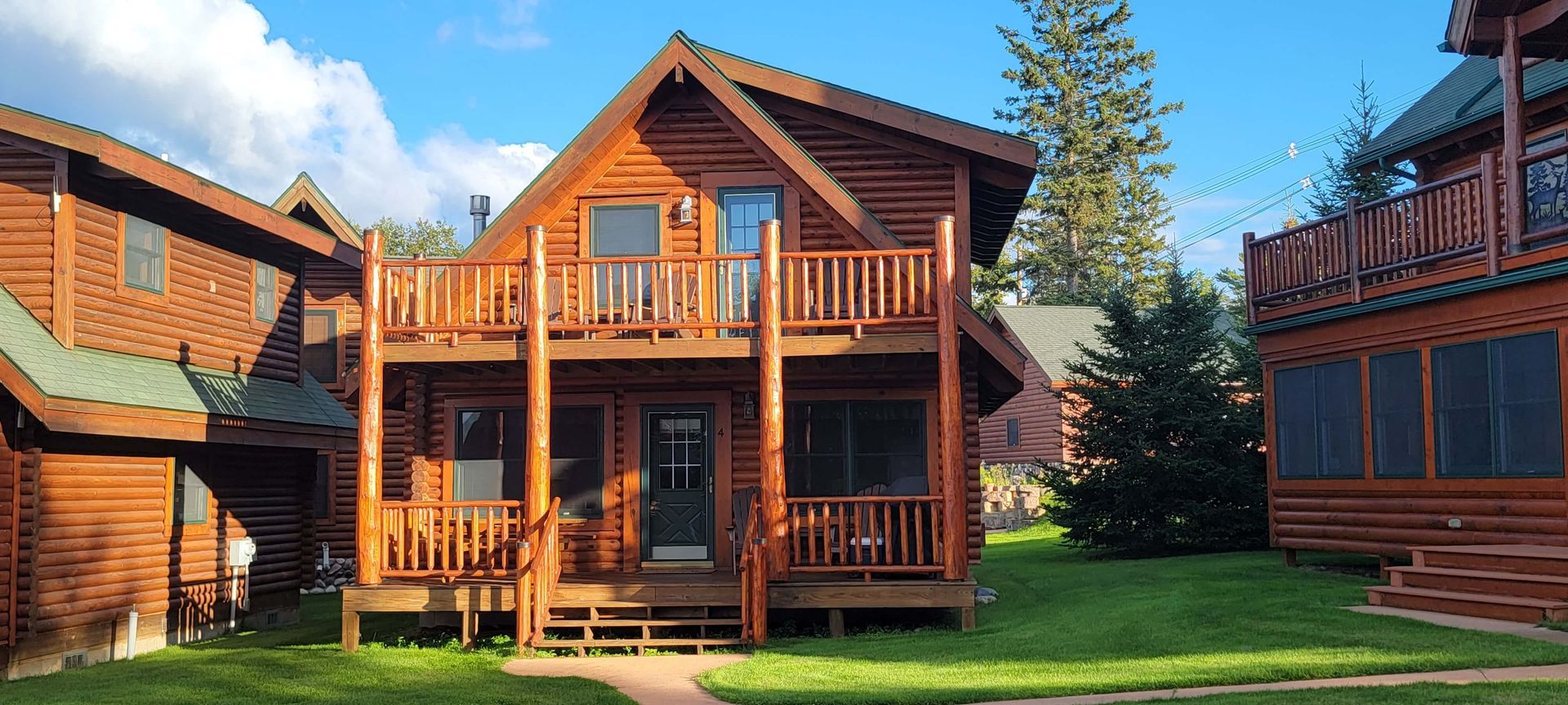 Cedar cabin for rent in Northern Michigan