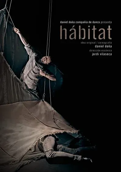 Un cartel de la película Hábitat muestra a un hombre colgado de una cuerda.