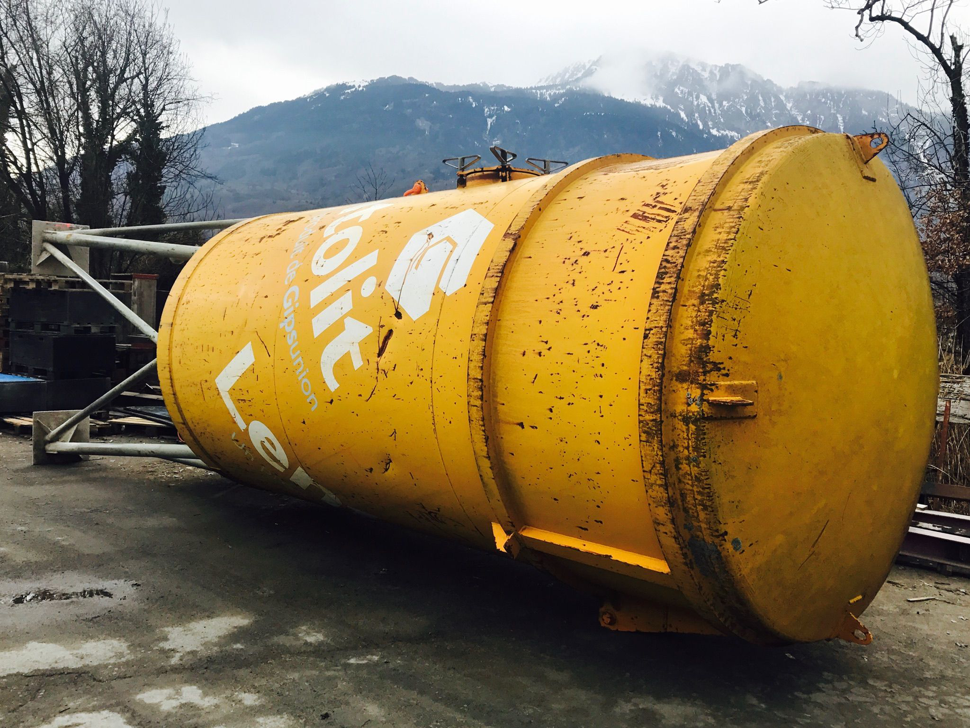 Jacquier & Cie SA - Sablage de cuves en métal