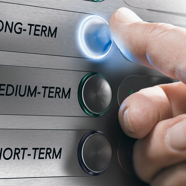 Investment & Anlage - Nirvan Ghazizadehfard in Glattbrugg