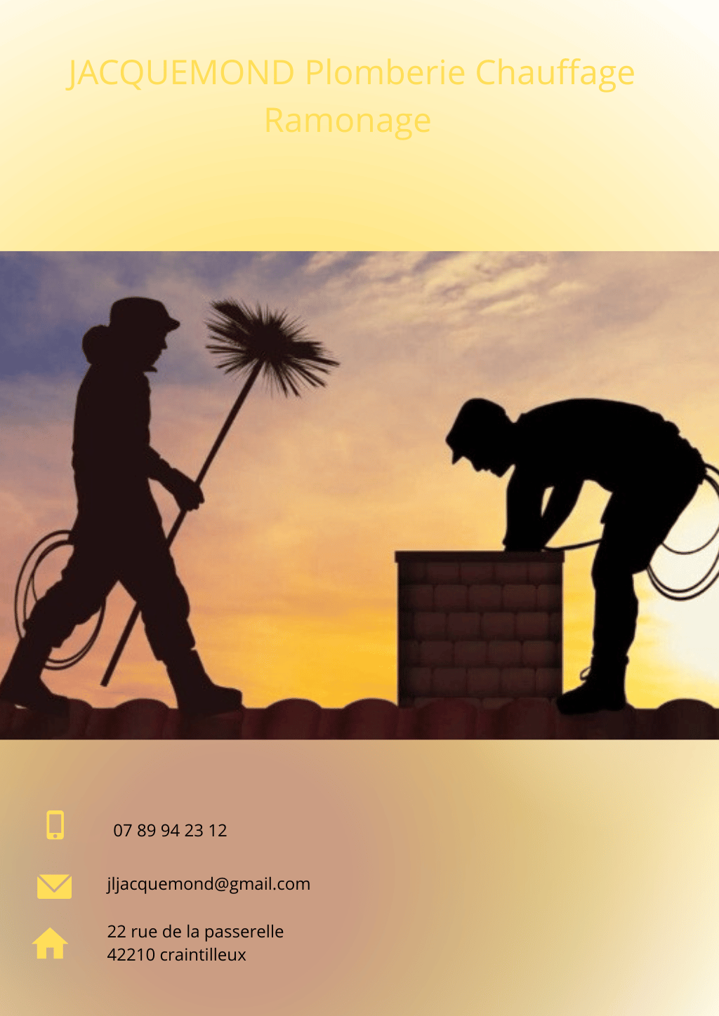 Homme sur un toit en train de ramoner une cheminée