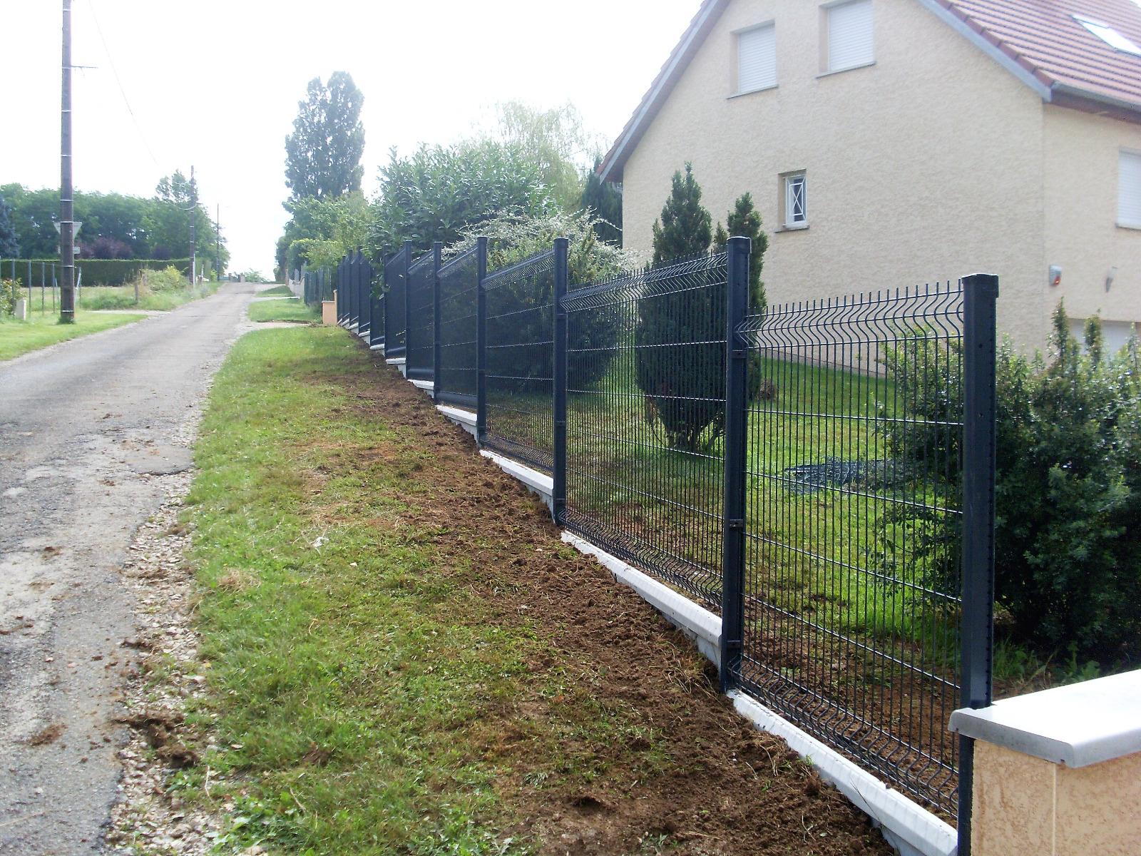 Clôture panneau rigide