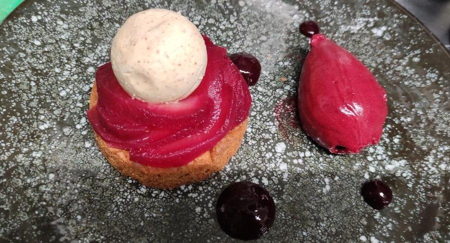 Dessert aux fruits rouges