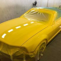 Travaux de carrosserie Ford Mustang jaune