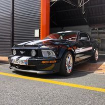Travaux de carrosserie sur une Ford Mustang