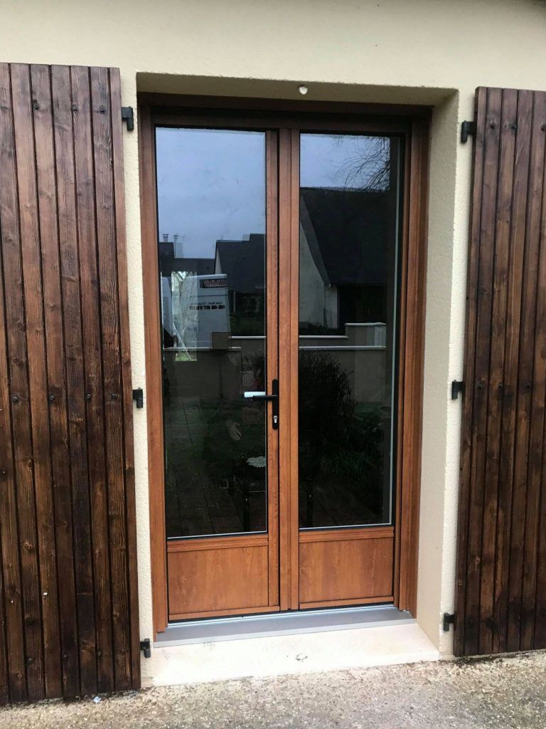 Porte-fenêtre mixte avec volets bois