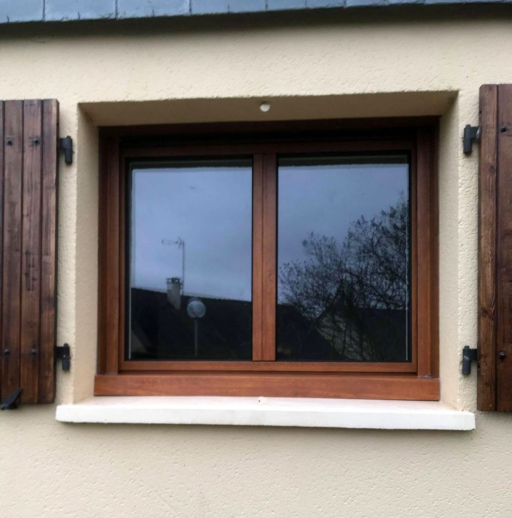 Fenêtre battante matériaux mixtes