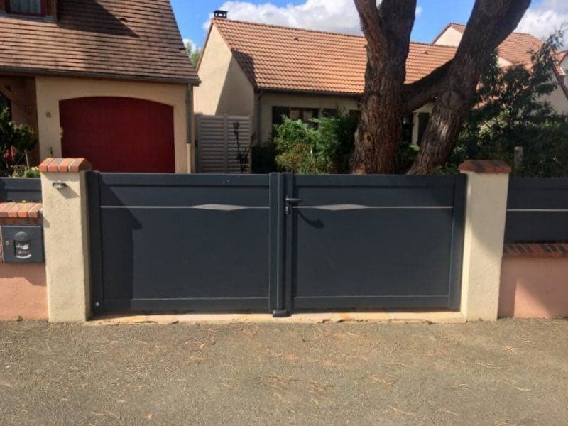 Portail modèle Azzana au Mans