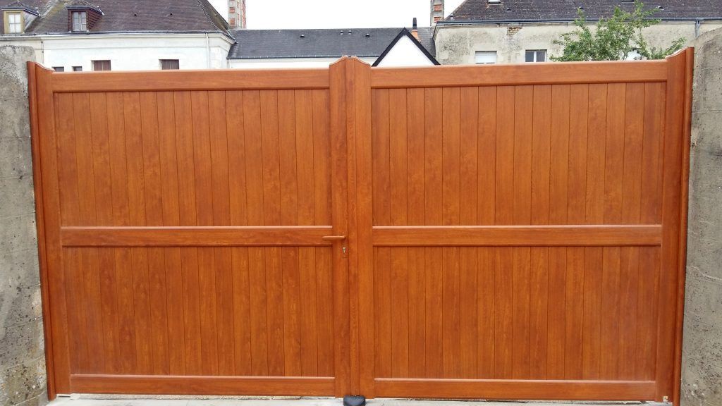 Portail battant Camera à Marolles-les-Braults