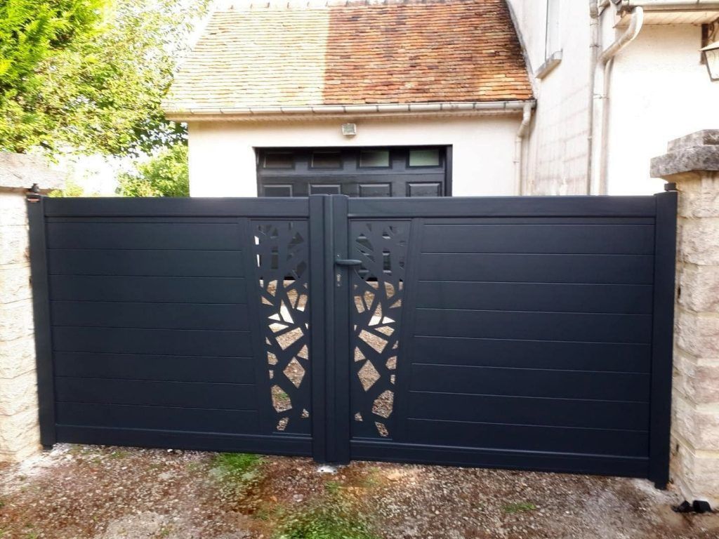 Portail en tôle modèle Catalan