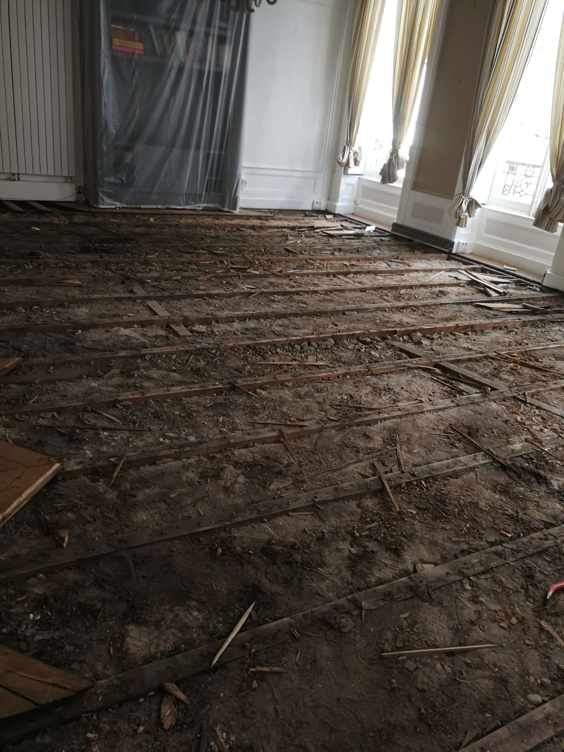 Avant les travaux de restauration de parquet
