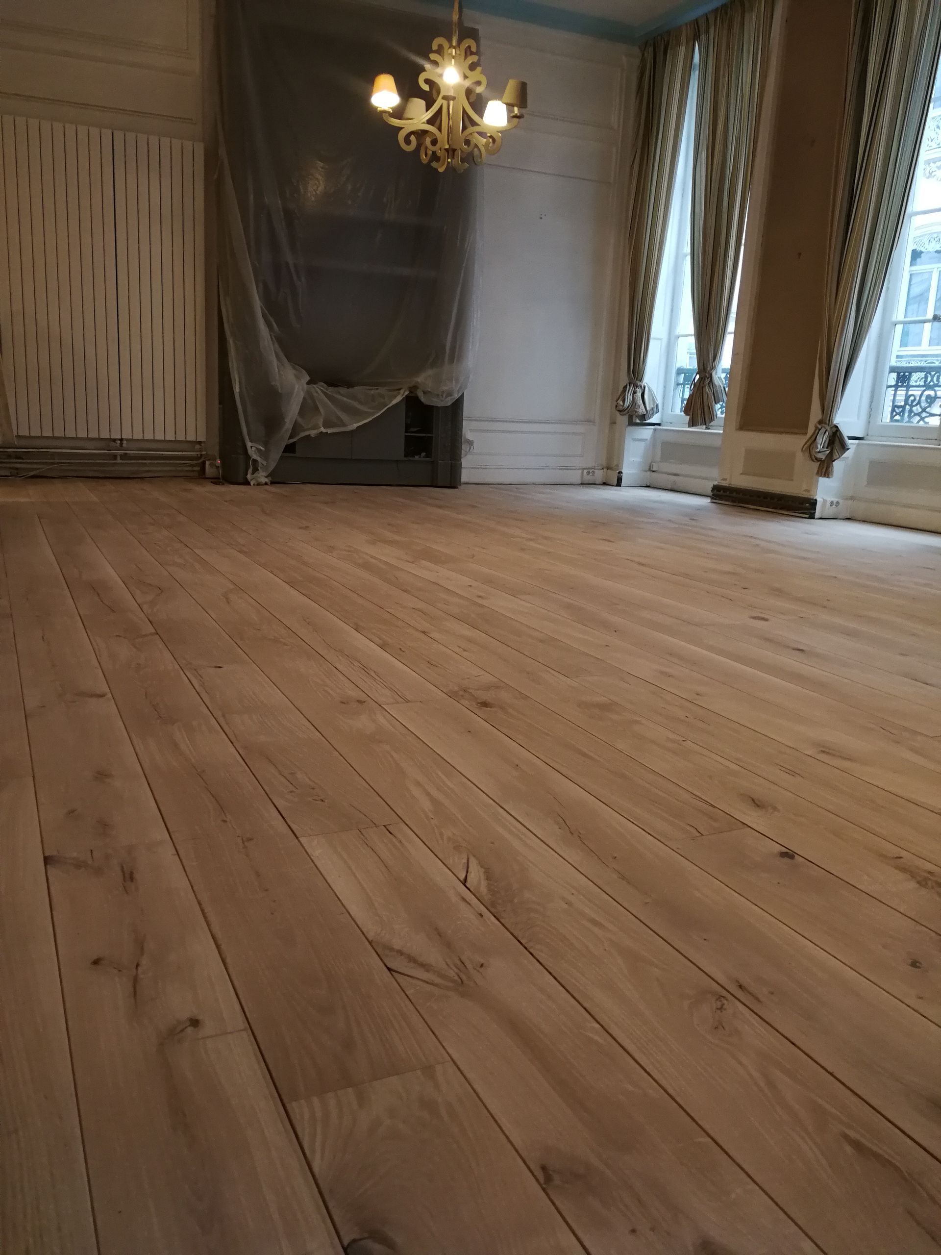 Pendant les travaux de restauration de parquet