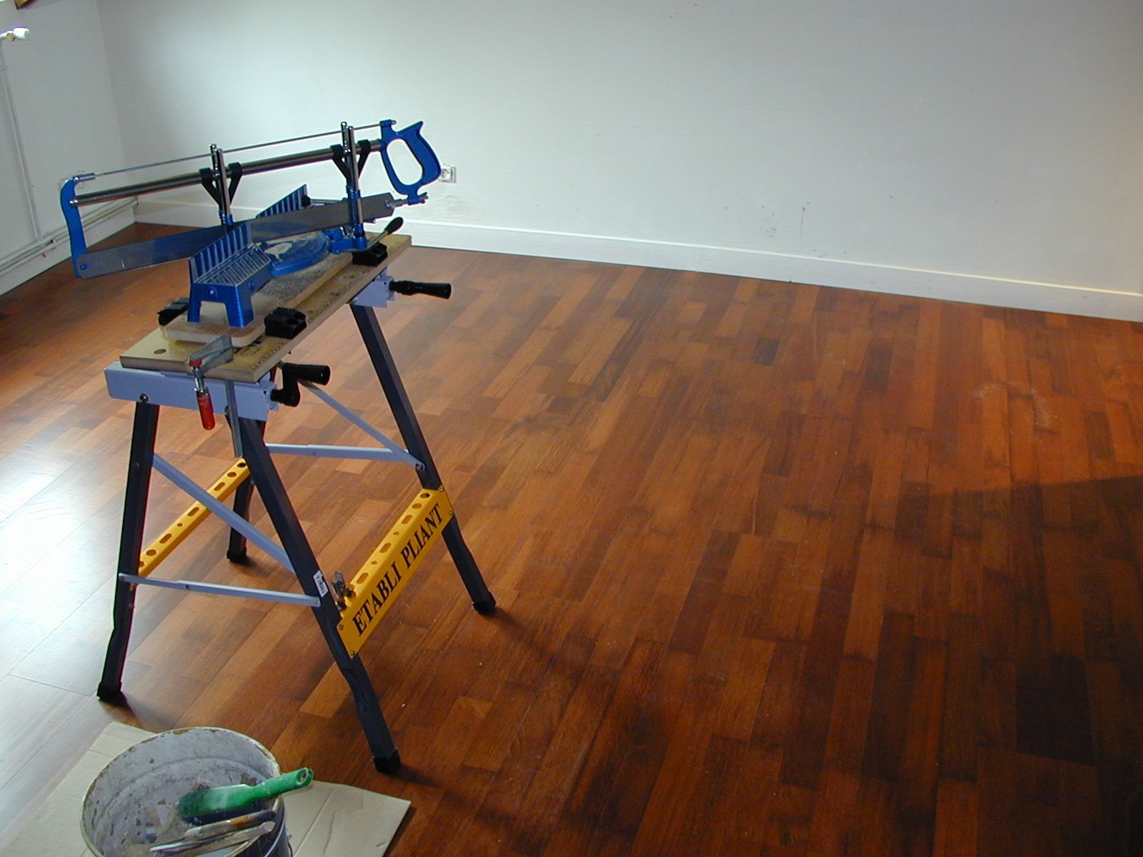 Outil pour la pose de parquet