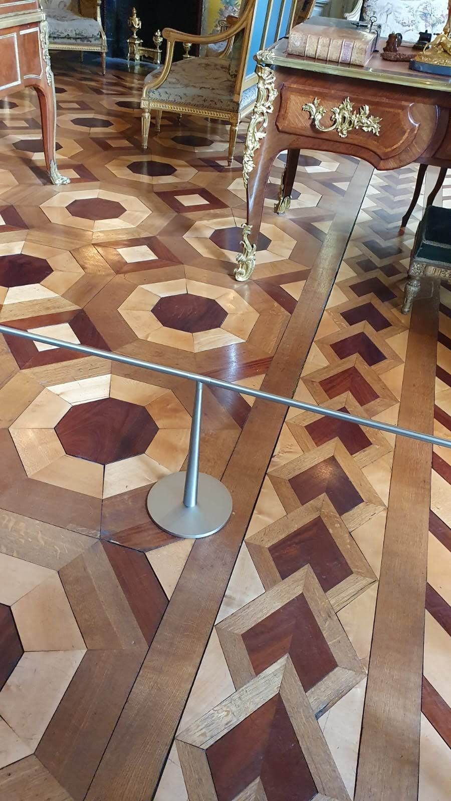 Vitrification d'un parquet ancien