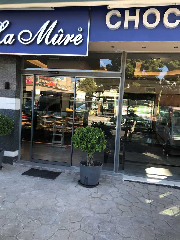 Υαλοπίνακες - Βιτρίνες | KAMERI GLASS