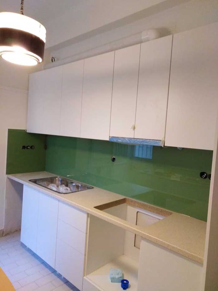 Γυάλινες επενδύσεις κουζίνας - KAMERI GLASS