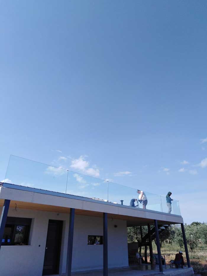 Γυάλινες κουπαστές | KAMERI GLASS