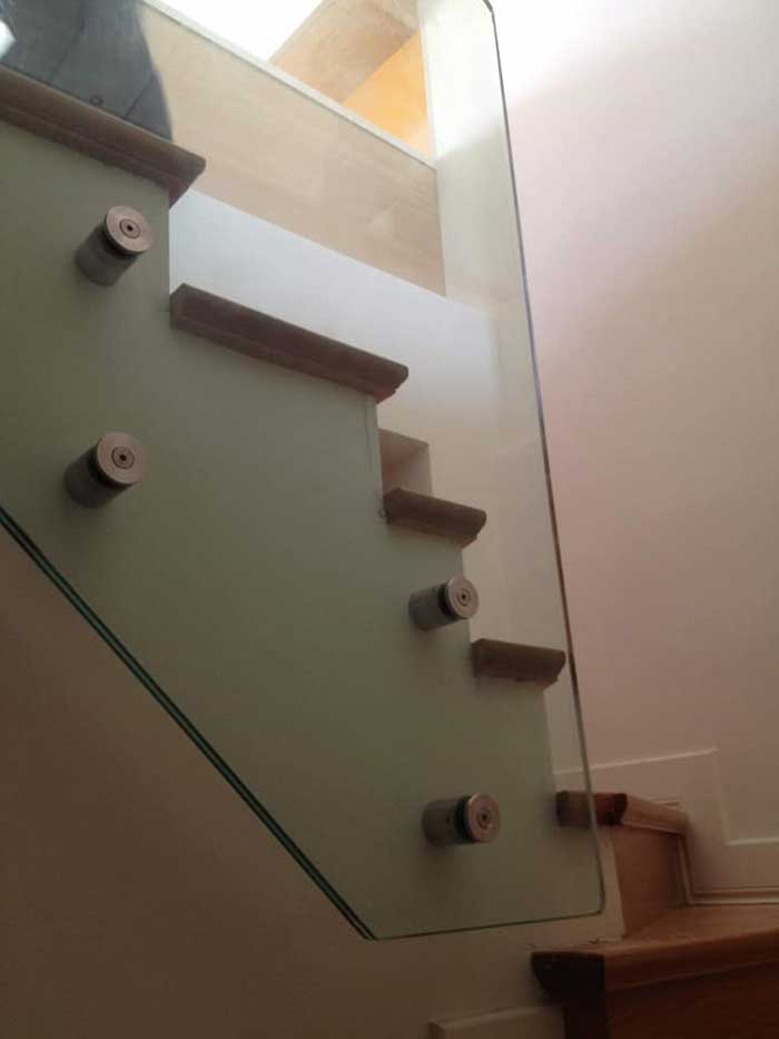 Γυάλινες κουπαστές | KAMERI GLASS