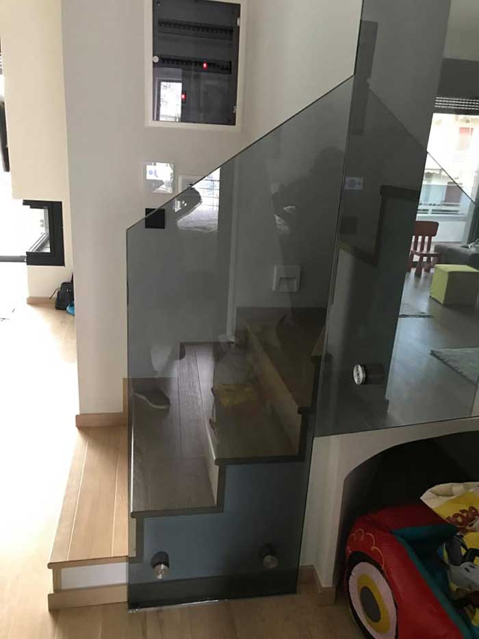 Γυάλινες κουπαστές | KAMERI GLASS