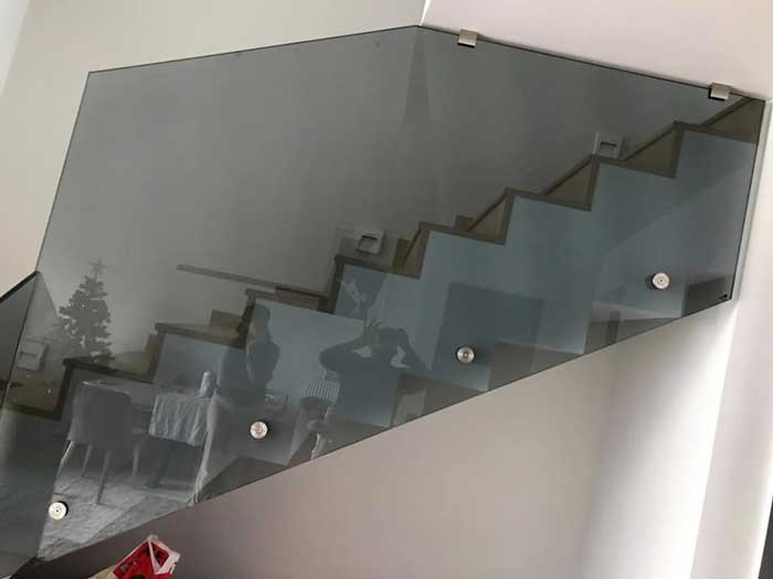 Γυάλινες κουπαστές | KAMERI GLASS