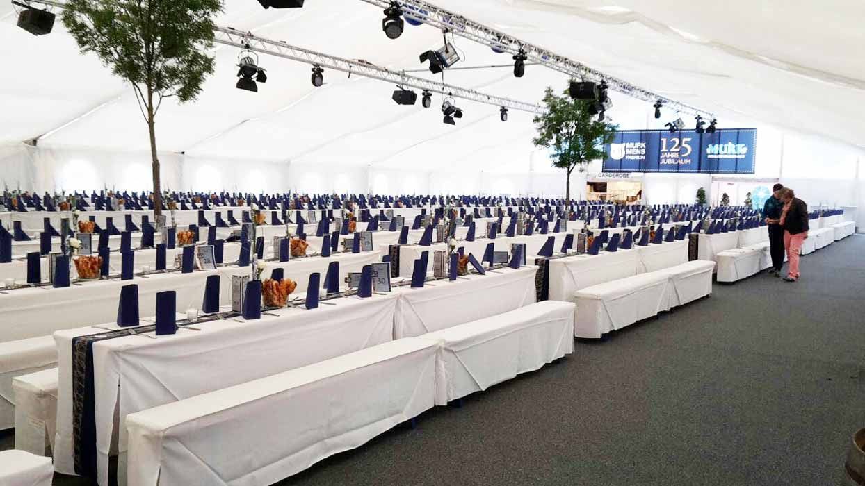 Zeltverleih, Referenzen, Ansprechpartnerinnen für Planung, Terminierung, Abbau, Aufbauhilfe, Bestuhlungspläne, Ausstattung, Großzelte, Eventzelte, Pagoden, Partyzelte, private, Firmenfeiern, Hochzeitszelte, Sternenzelte, Kleinzelte, Partyausstattungen,exklusives Partyzubehör, Festservice, Region Mainfranken, Würzburg, Schweinfurt, Unterfranken, Metropolregion Nürnberg Fürth Erlangen, Getränke Center Wagner GmbH, Getränkemarkt, Wiesentheid, Prichsenstadt, Frei-Haus, Heimdienstplan, freihaus Heimlieferservice, Veranstaltungslieferungen, Service, Getränkeangebot, Getränkeauswahl, Veranstaltungen