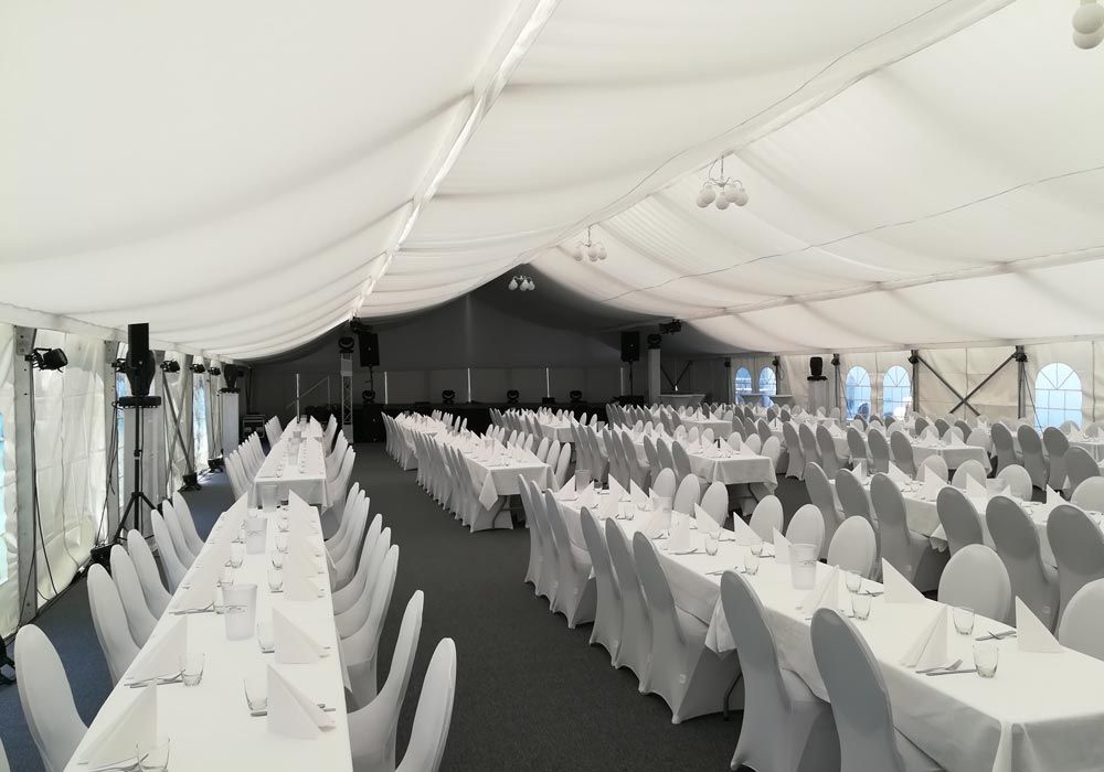 Zeltverleih, Referenzen, Ansprechpartnerinnen für Planung, Terminierung, Abbau, Aufbauhilfe, Bestuhlungspläne, Ausstattung, Großzelte, Eventzelte, Pagoden, Partyzelte, private, Firmenfeiern, Hochzeitszelte, Sternenzelte, Kleinzelte, Partyausstattungen,exklusives Partyzubehör, Festservice, Region Mainfranken, Würzburg, Schweinfurt, Unterfranken, Metropolregion Nürnberg Fürth Erlangen, Getränke Center Wagner GmbH, Getränkemarkt, Wiesentheid, Prichsenstadt, Frei-Haus, Heimdienstplan, freihaus Heimlieferservice, Veranstaltungslieferungen, Service, Getränkeangebot, Getränkeauswahl, Veranstaltungen