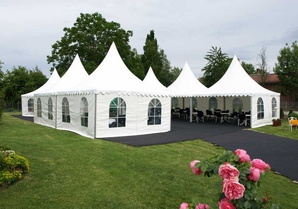 Zeltverleih, Referenzen, Ansprechpartnerinnen für Planung, Terminierung, Abbau, Aufbauhilfe, Bestuhlungspläne, Ausstattung, Großzelte, Eventzelte, Pagoden, Partyzelte, private, Firmenfeiern, Hochzeitszelte, Sternenzelte, Kleinzelte, Partyausstattungen,exklusives Partyzubehör, Festservice, Region Mainfranken, Würzburg, Schweinfurt, Unterfranken, Metropolregion Nürnberg Fürth Erlangen, Getränke Center Wagner GmbH, Getränkemarkt, Wiesentheid, Prichsenstadt, Frei-Haus, Heimdienstplan, freihaus Heimlieferservice, Veranstaltungslieferungen, Service, Getränkeangebot, Getränkeauswahl, Veranstaltungen