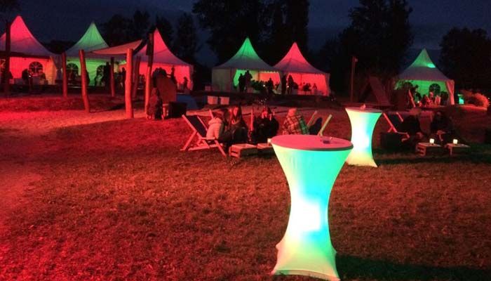 Zeltverleih, Großzelte, Pagoden, Eventzelte, Partyzelte, Sternenzelte, Kleinzelte, Partyausstattungen, Ausschank, Beleuchtung, Lichtanlagen, Zeltboden, Schankanlagen, Kühlung, Heizung, Hussen, Tische, Stühle, Toilettenwagen, Gläser, exklusives Partyzubehör, Festservice, Region Mainfranken, Würzburg, Schweinfurt, Unterfranken, Metropolregion Nürnberg Fürth Erlangen, Getränke Center Wagner GmbH, Getränkemarkt, Wiesentheid, Prichsenstadt, Mainstockheim, Schwarzach am Main, Tankstelle Geiselwind, Getränkemärkte, Frei-Haus, Heimdienstplan, freihaus Heimlieferservice, Veranstaltungslieferungen, Service, Getränkeangebot, Getränkeauswahl, Privatbrauereien, Getränkehandel,